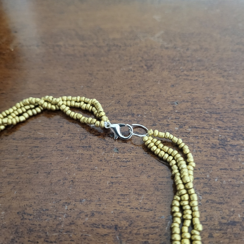 Faux Pearl and Gold Beaded Necklace - Picture 4 of 5